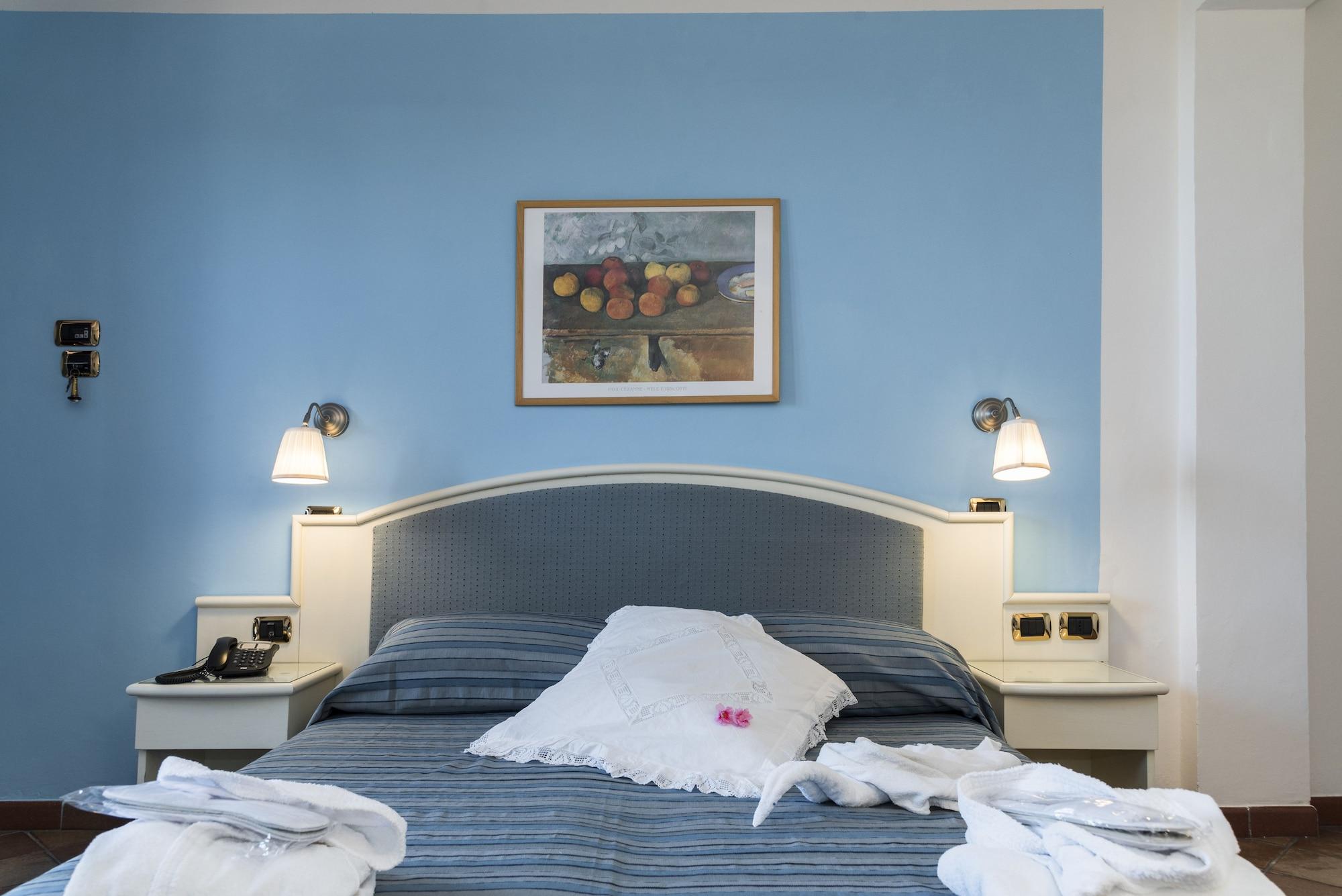 Hotel Hermitage 카스텔라바테 외부 사진